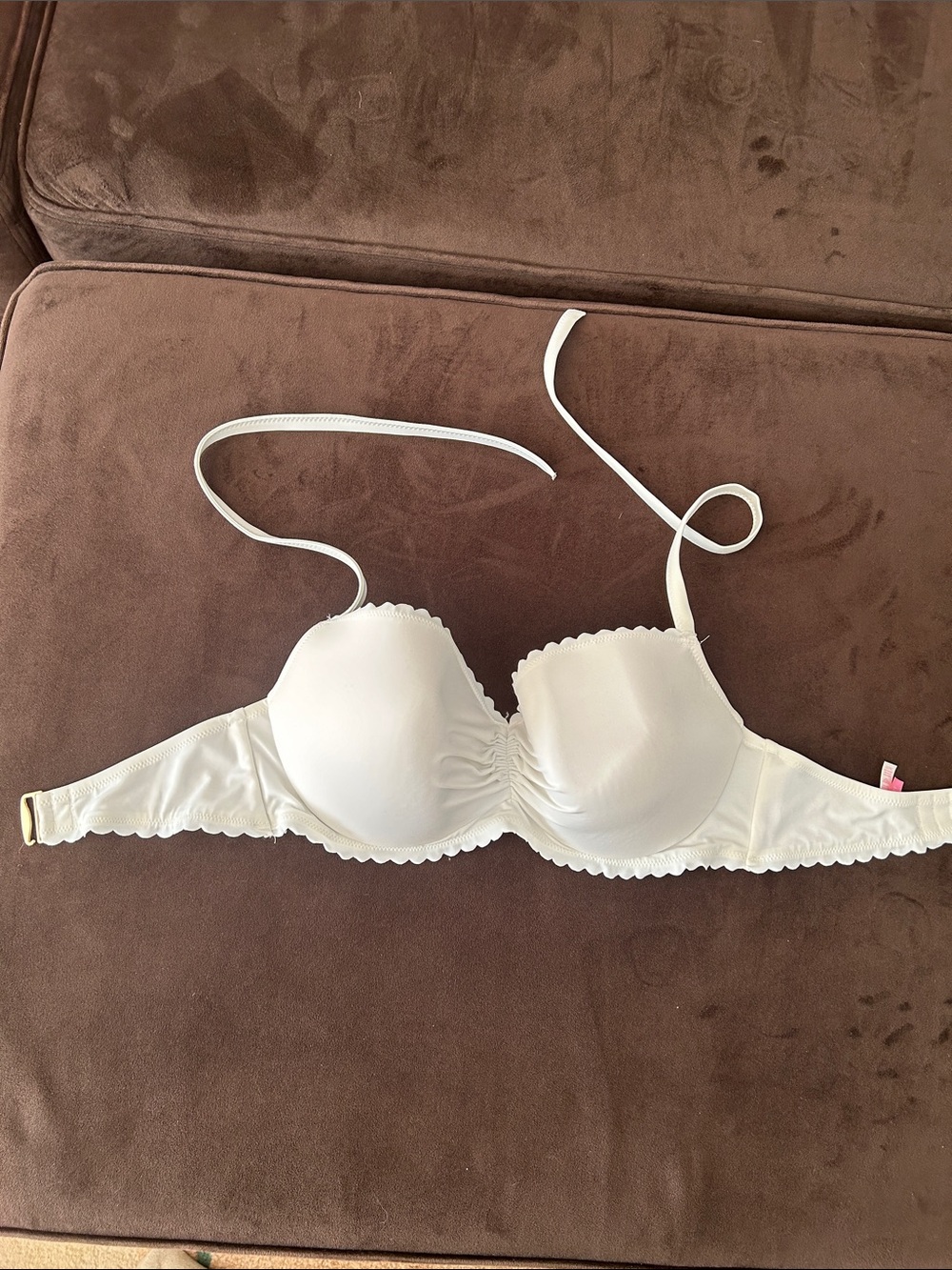 Victoria's Secret White Scalloped Bikini Top 36DD